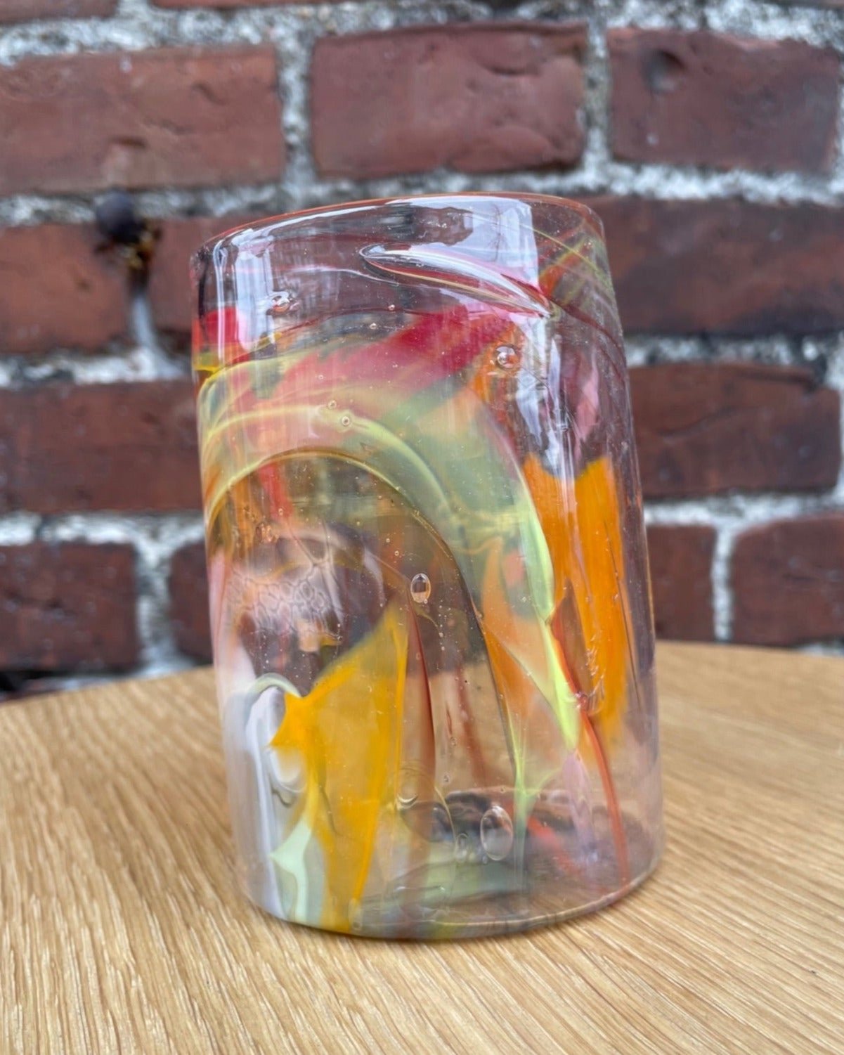 Lærke Laura stort glas, genbrugs glasskår, ideelt som opbevaring eller drikkeglas, diameter 7,5 cm.