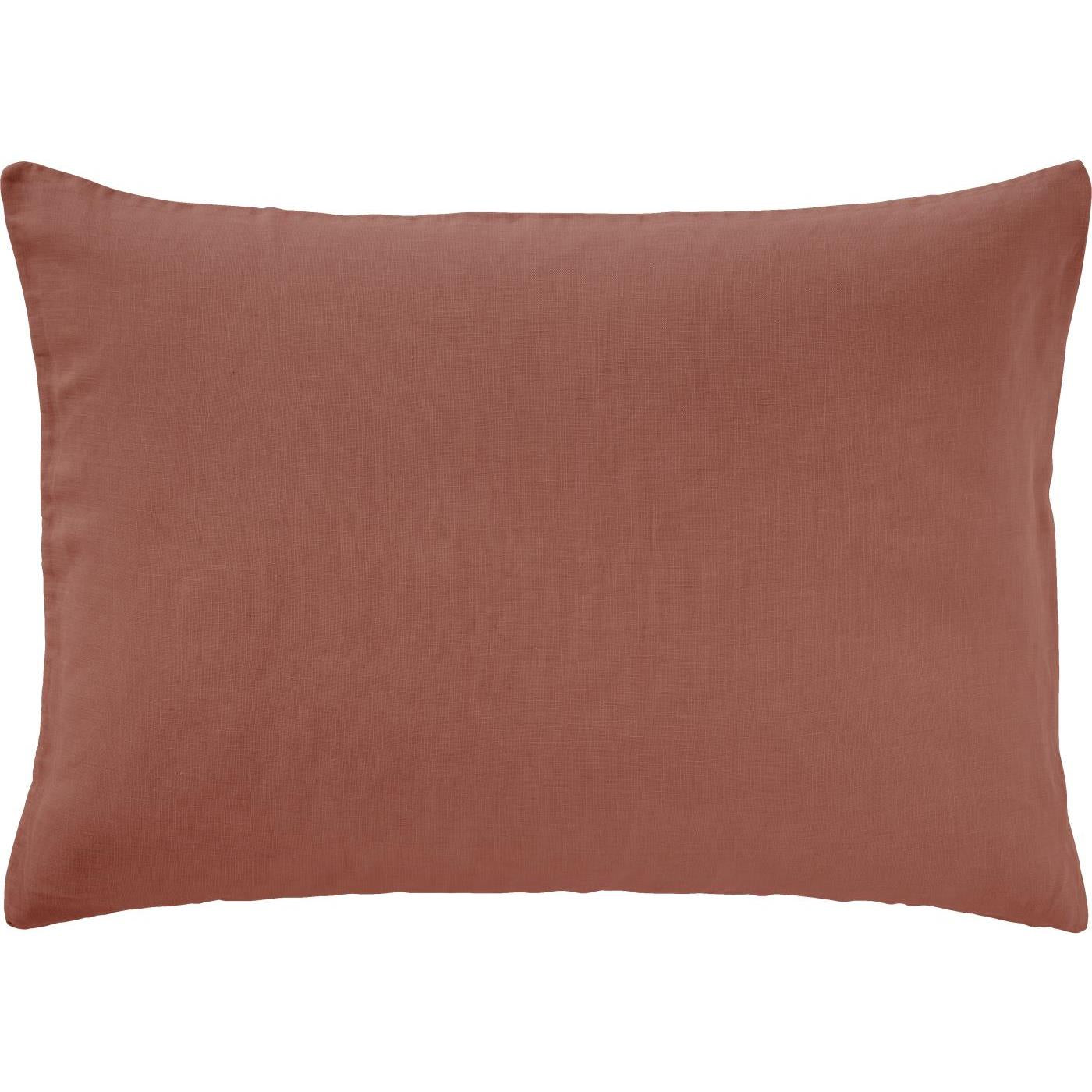 Pudebetræk i 100% hør i Dusty Plum, 50x70 cm inkl. pudefyld – køb hos butikalrum.dk.