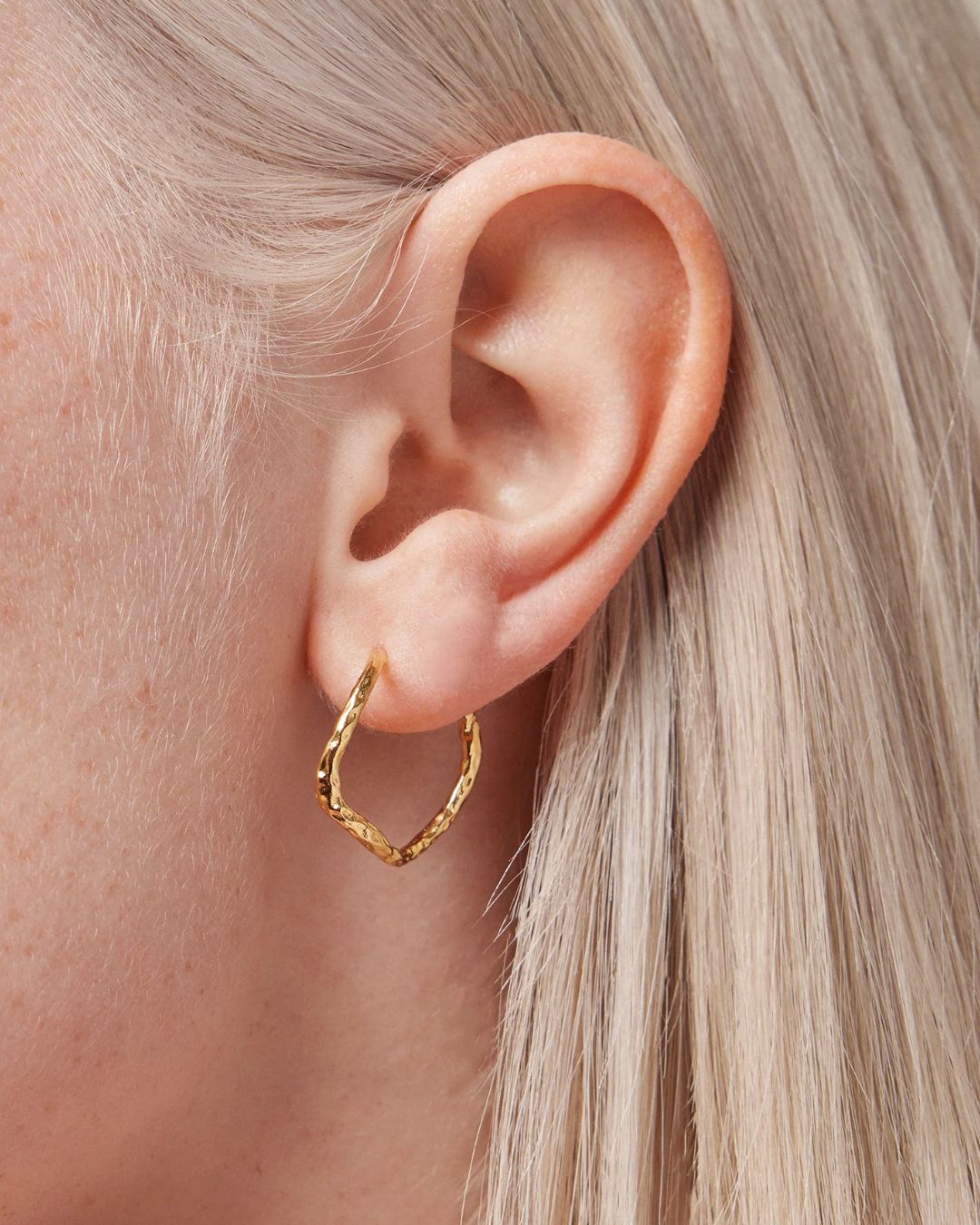 Enamel sway hoops i guld