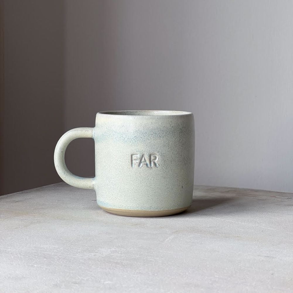 Oda Far Kop i Mint – hånddrejet kop med ergonomisk hank, perfekt til fars morgenkaffe og som gaveidé til fædre.
