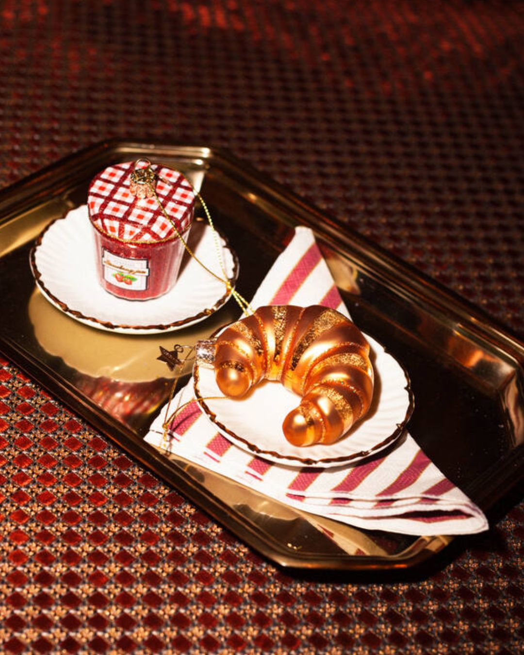 Anderledes juleornament fra Vandel tilføjer personlighed og humor til juleudsmykningen.